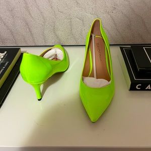 Never Worn Lime Green Pointy Patent Pumps